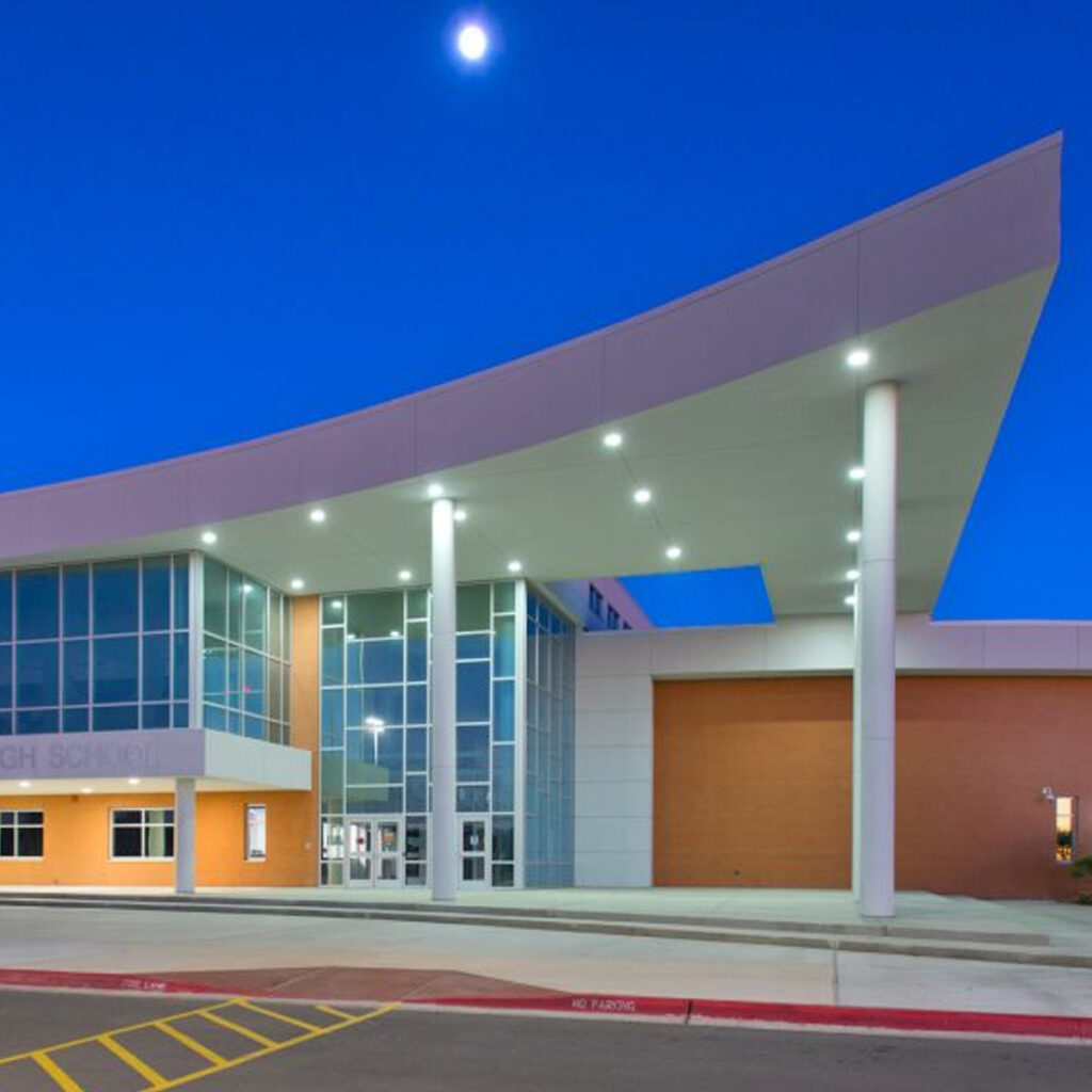 Main entrance of Veterans Memorial High School in San Antonio, Texas